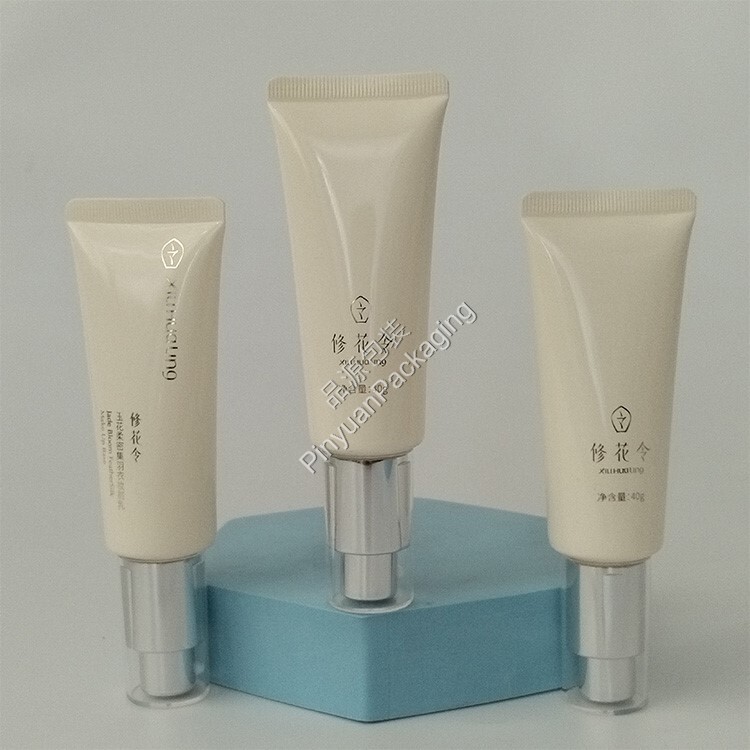 D30 40ml Makeup Base Cream PE Cosmetic Tube with Pump Cap