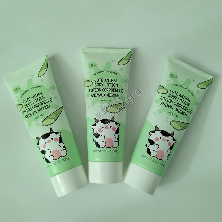 D50 220ml Body Lotion Cute PBL Cosmetic Tube with Screw Cap