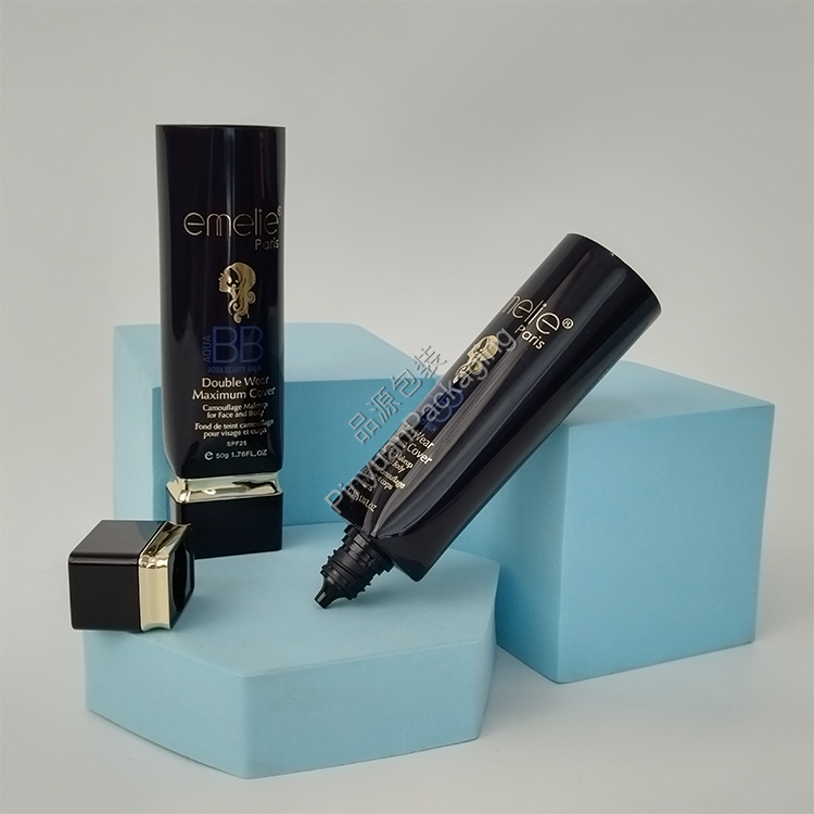 D35 50g Beauty Foundation Makeup PE Cosmetic Tube with Square Srew Cap