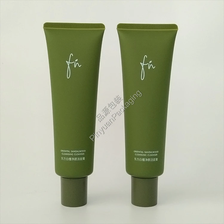 D40 130g Facial Cleanser PE Cosmetic Tube with Green Cylindrical Cap