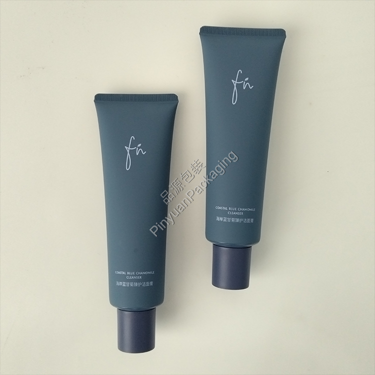 D40 130g Facial Cleanser PE Cosmetic Tube with Blue Cylindrical Cap