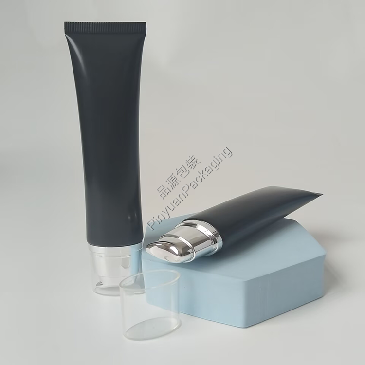 D30 60ml Skincare Lotion Black PE Cosmetic Tube with Flat Pump Cap