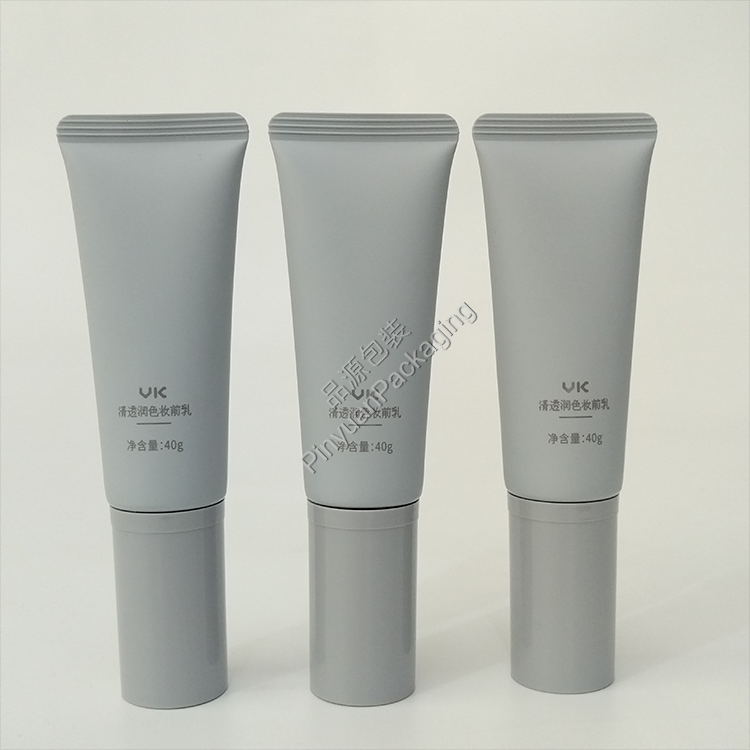 D30 40g Makeup Primer PE Cosmetic Tube with Grey Pump Cap