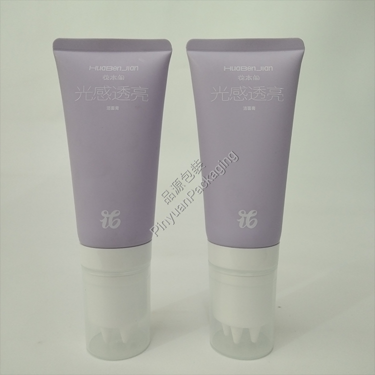 D40 80g Facial Cleanser PE Cosmetic Tube with Multi-point Massage Applicator Cap