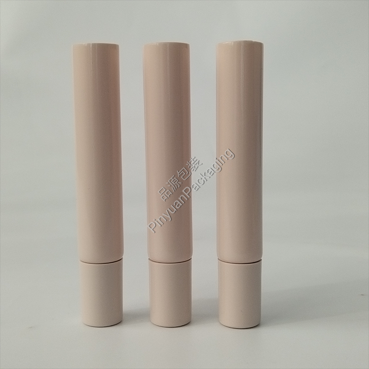 D19 20ml Lip Balm Massage Cream Light Pink PE Cosmetic Tube Screw Cap with Silicone Massage Applicator