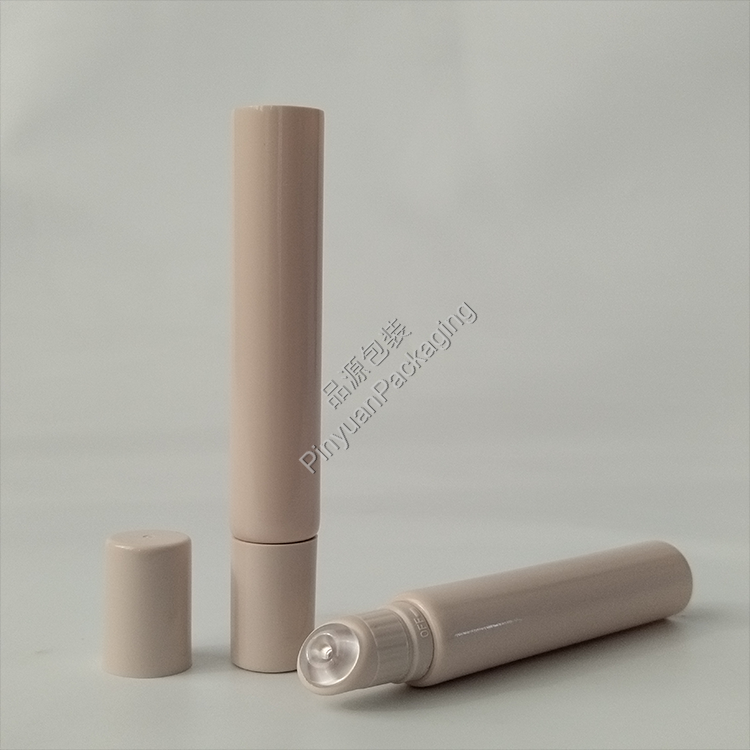 D19 20ml Lip Balm Massage Cream Light Pink PE Cosmetic Tube Screw Cap with Silicone Massage Applicator