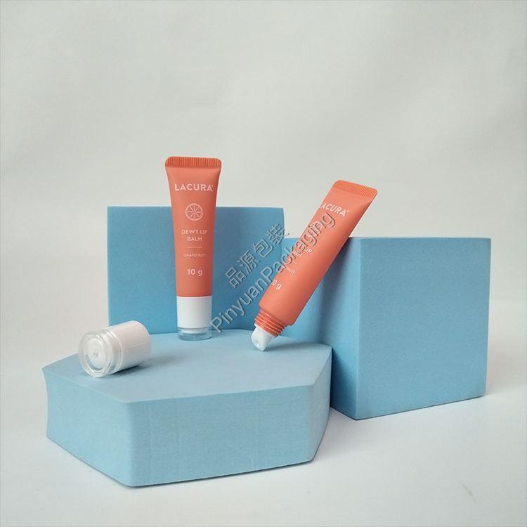 D19 10g Lip Balm Red PE Cosmetic Tube with Transparent Silicone Applicator Cap