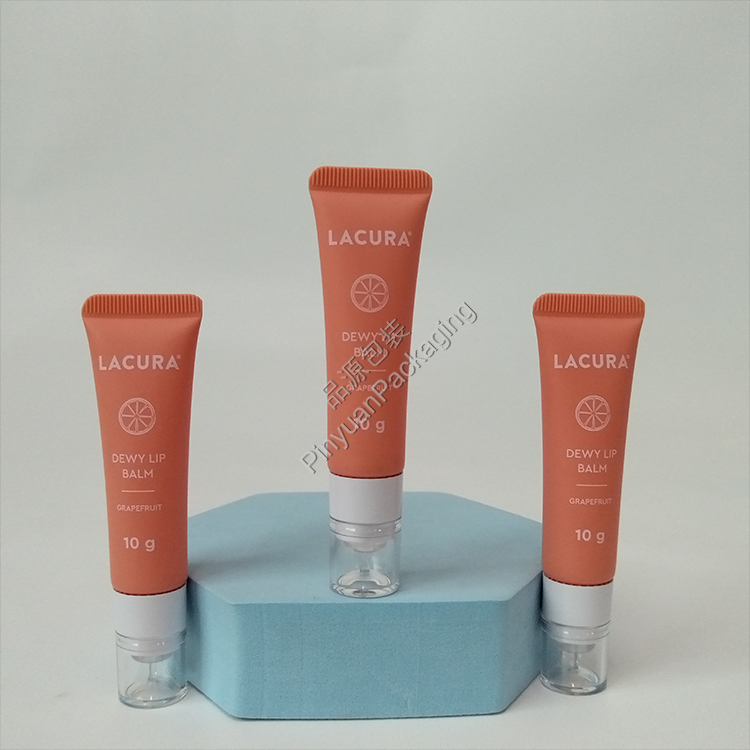 D19 10g Lip Balm Red PE Cosmetic Tube with Transparent Silicone Applicator Cap