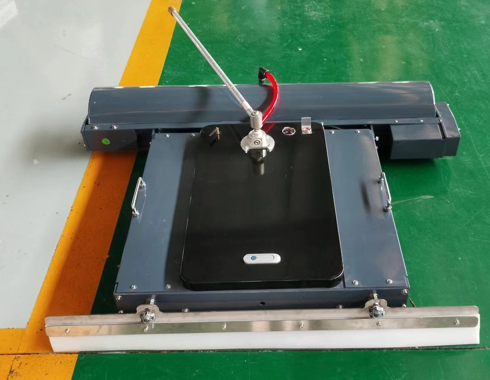 Solar panel cleaning robot ATS-D31