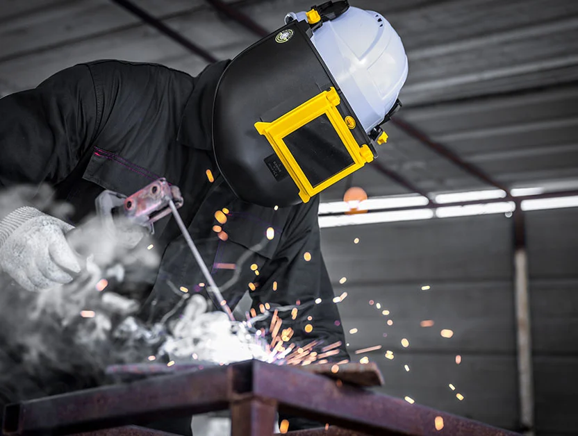 An Toàn Hàn: PPE – Hàng Rào Cuối Cùng Bảo Vệ Bạn Khỏi Bỏng Và Mù (WeldSafe Essentials 4)