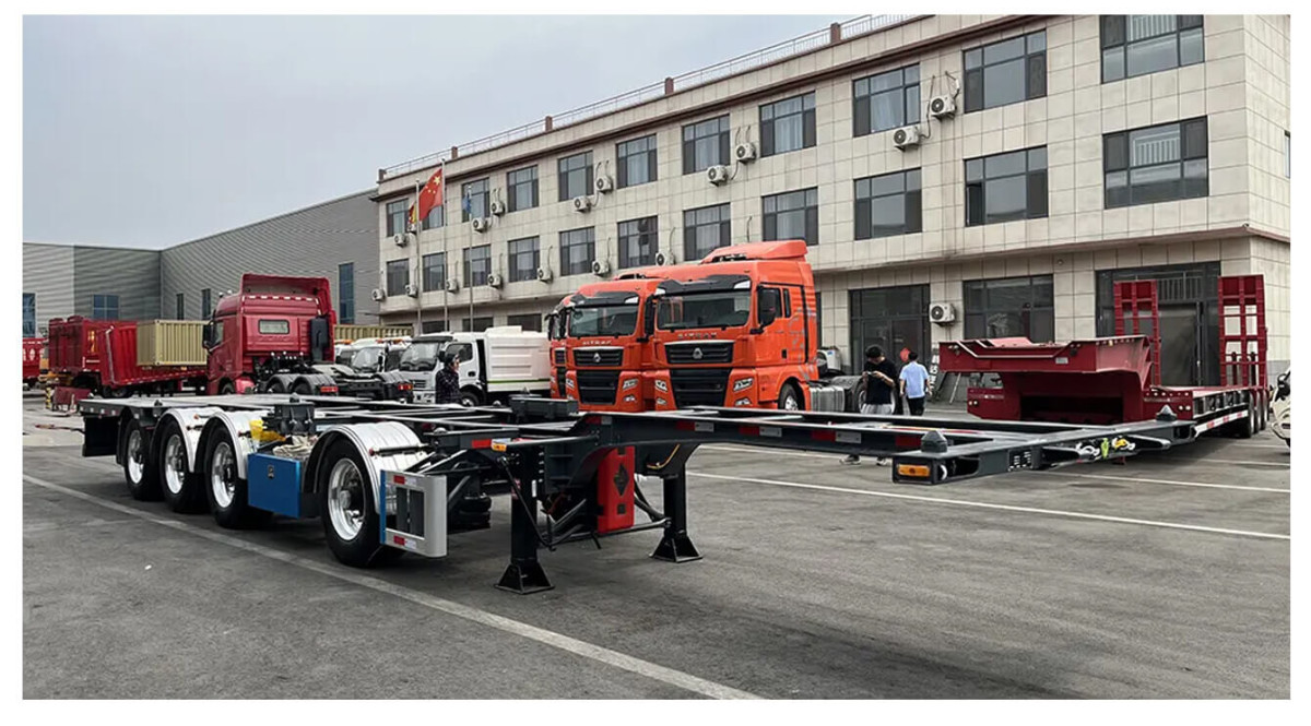 4 axles 40ft container trailer (3).jpg