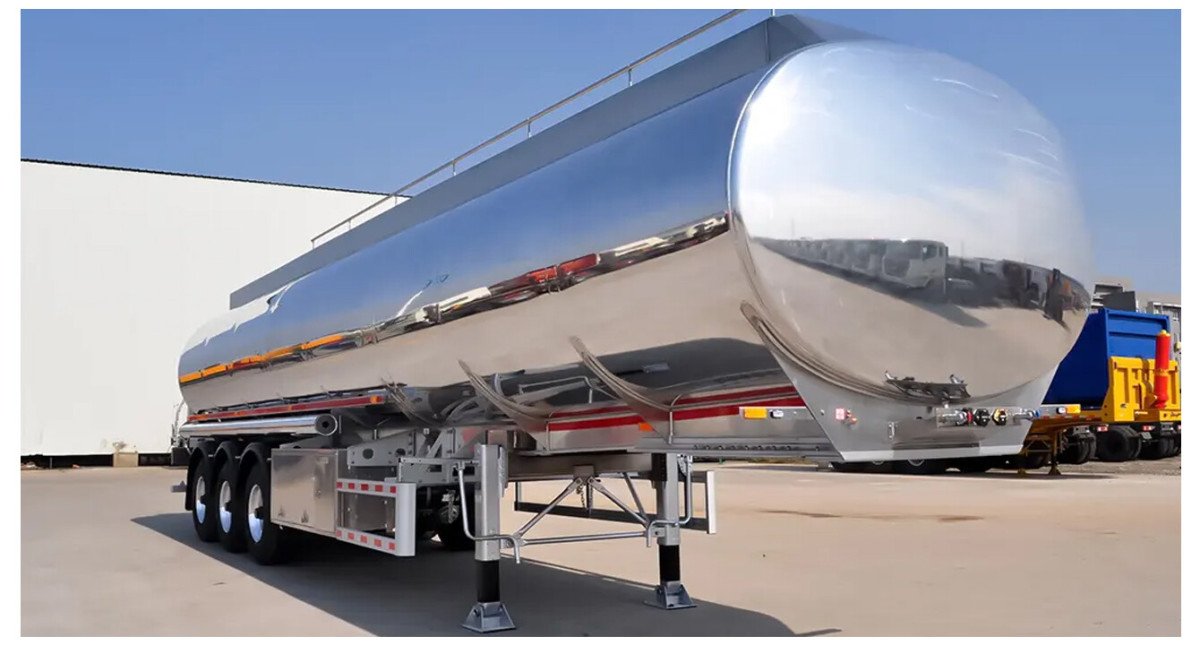 stainless semi trailer (2).jpg