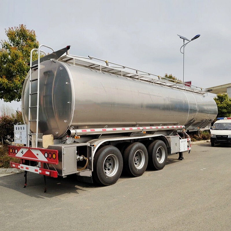 20ft or 40ft container fuel tanker for sale