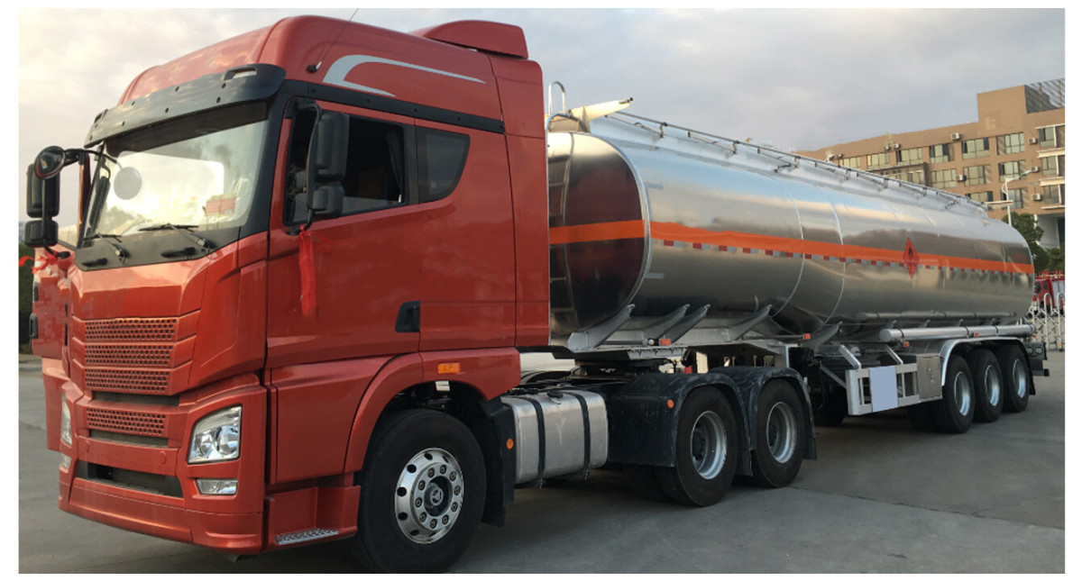 container fuel tanker (2).jpg container fuel tanker (2).jpg