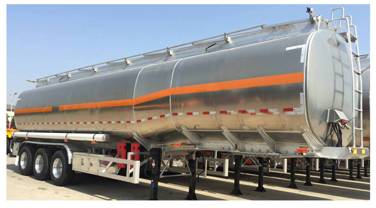 container fuel tanker (3).jpg container fuel tanker (3).jpg