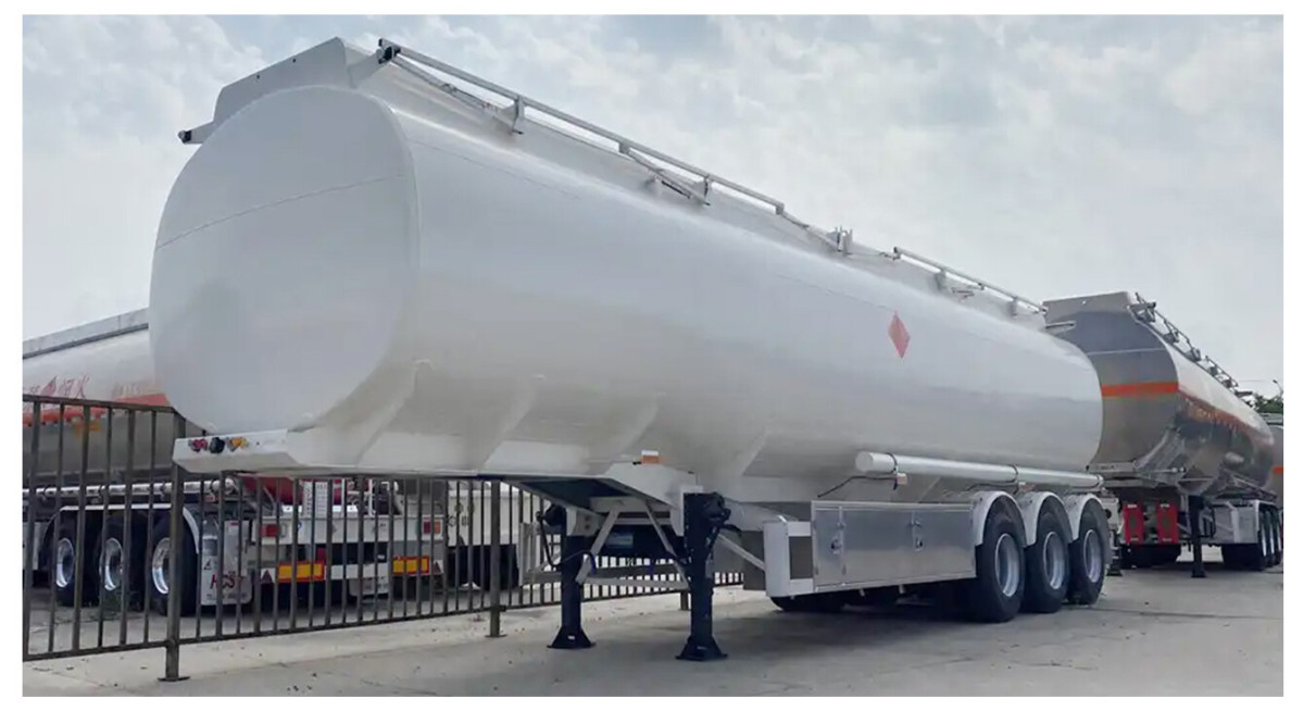 bitumen tanker trailer (3).jpg