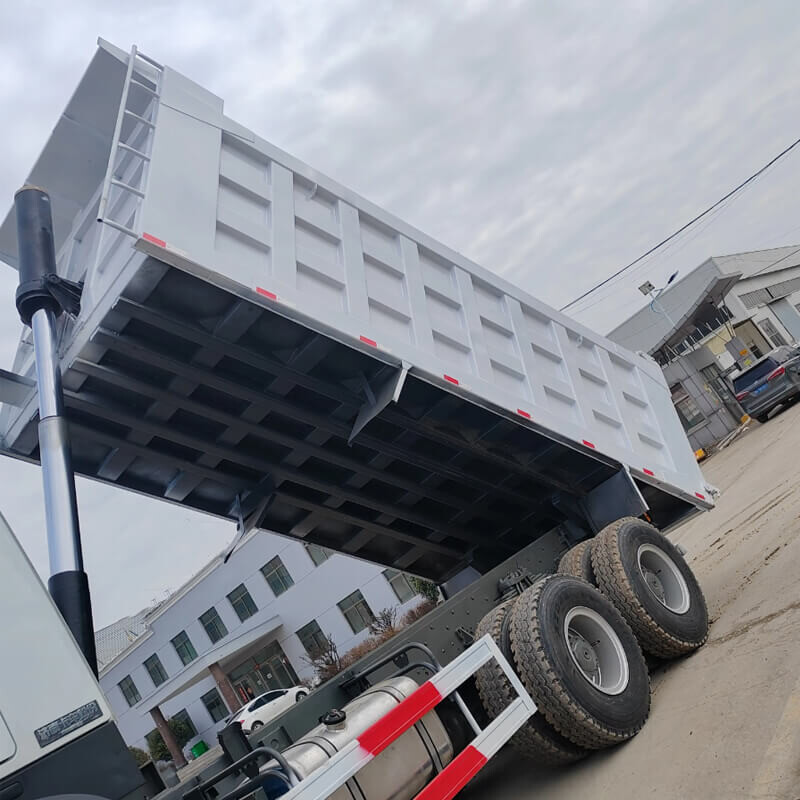 howo brand new 6x4 dump tipper truck for Ghana