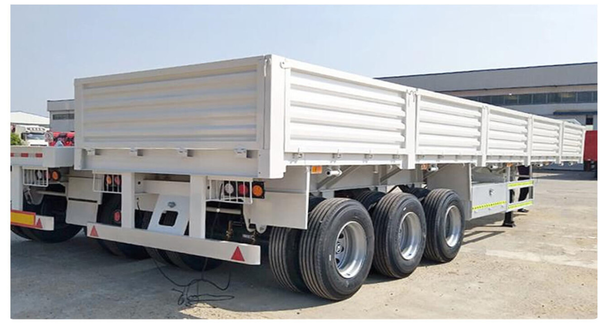 3 axle sidewall trailer (2).jpg