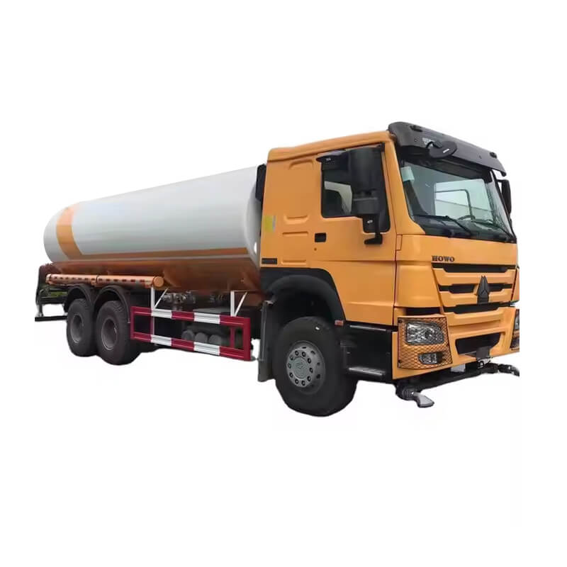 HOWO 10 Tyres 18000L Fuel Oil Tank Truck