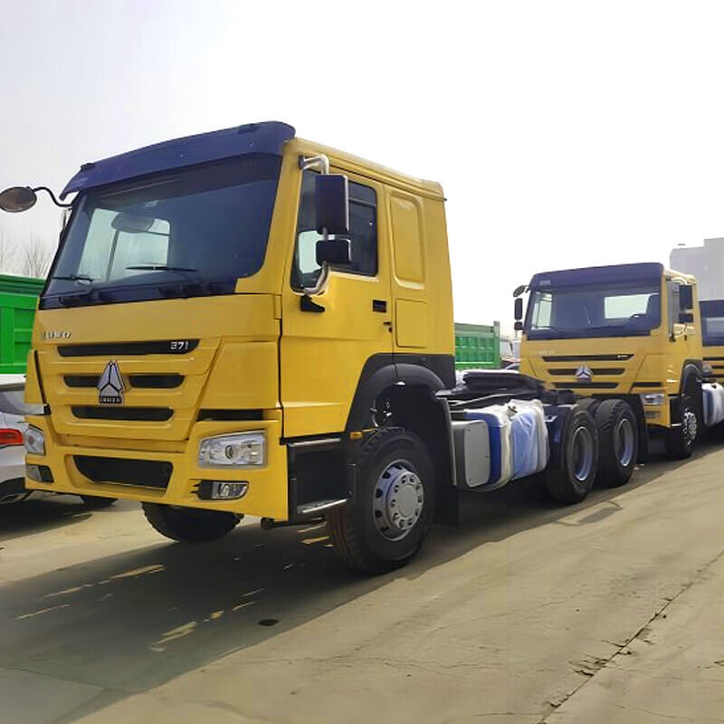 Sinotruk Truck Head 371HP 6x4 Tractor Head