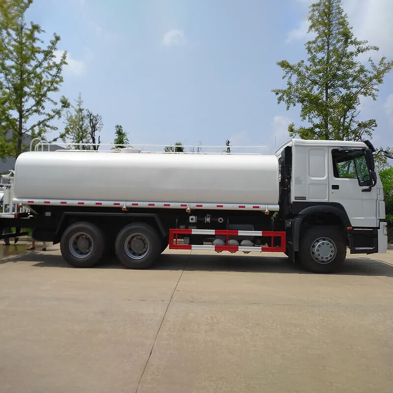 Sinotruk HOWO Water Tank Truck for Sale