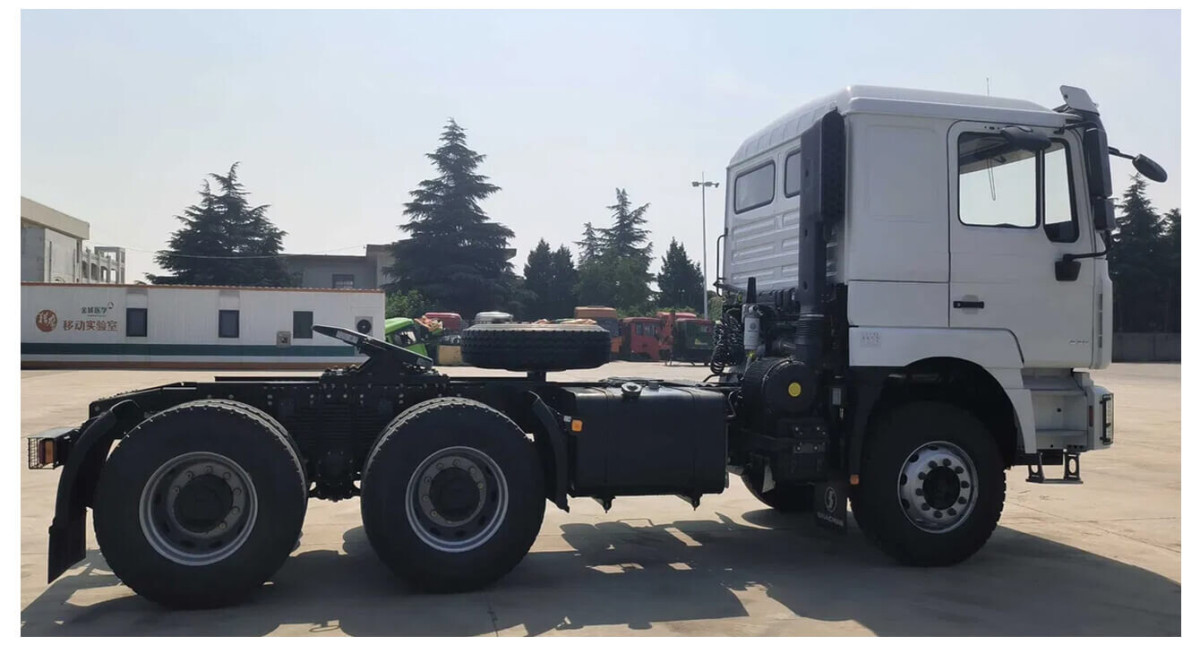 Shacman F3000 Truck Head (2).jpg