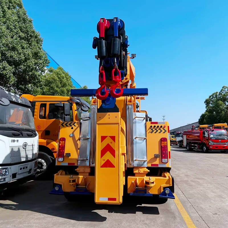 SHACMAN F3000 Rotating Recovery Truck
