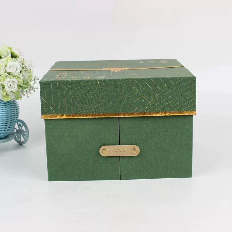 Gift Box (green)