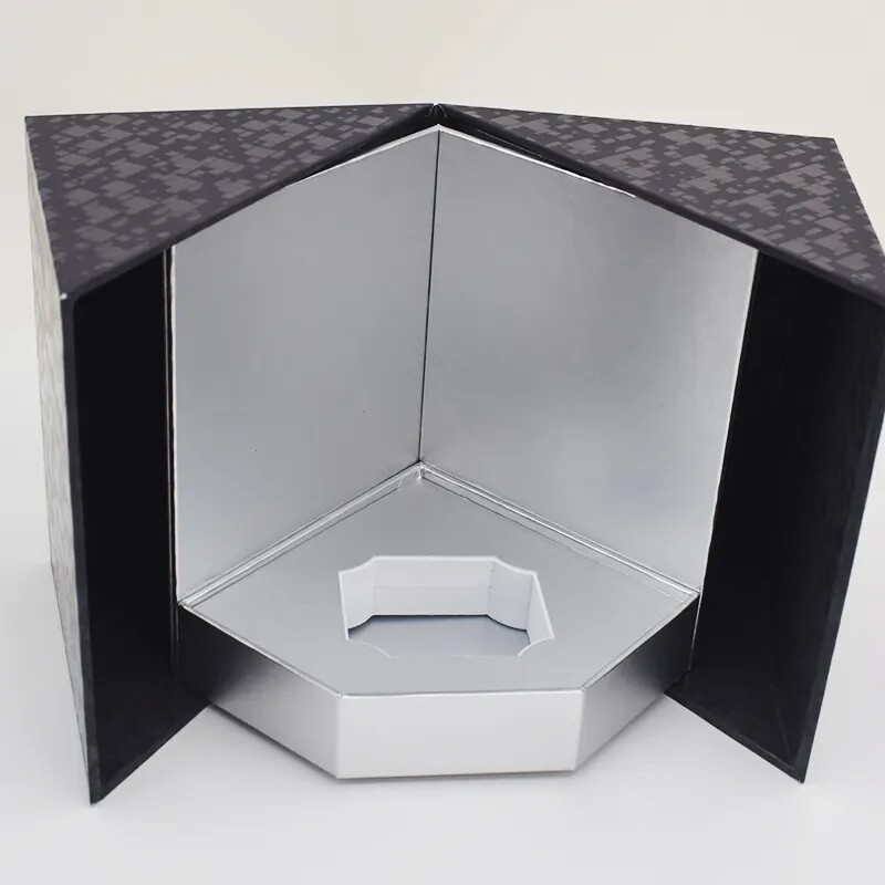 Luxury Customized Size Color Hot Sales New Design Print Display Sport UV Sliver Board Simple Gift Box