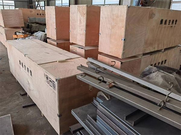 Packaging and transportation (24).jpg