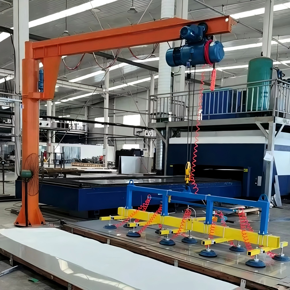 The material handling operation uses a rotatable, electrically controlled Xutai 5-ton cantilever crane, which operates smoothly.