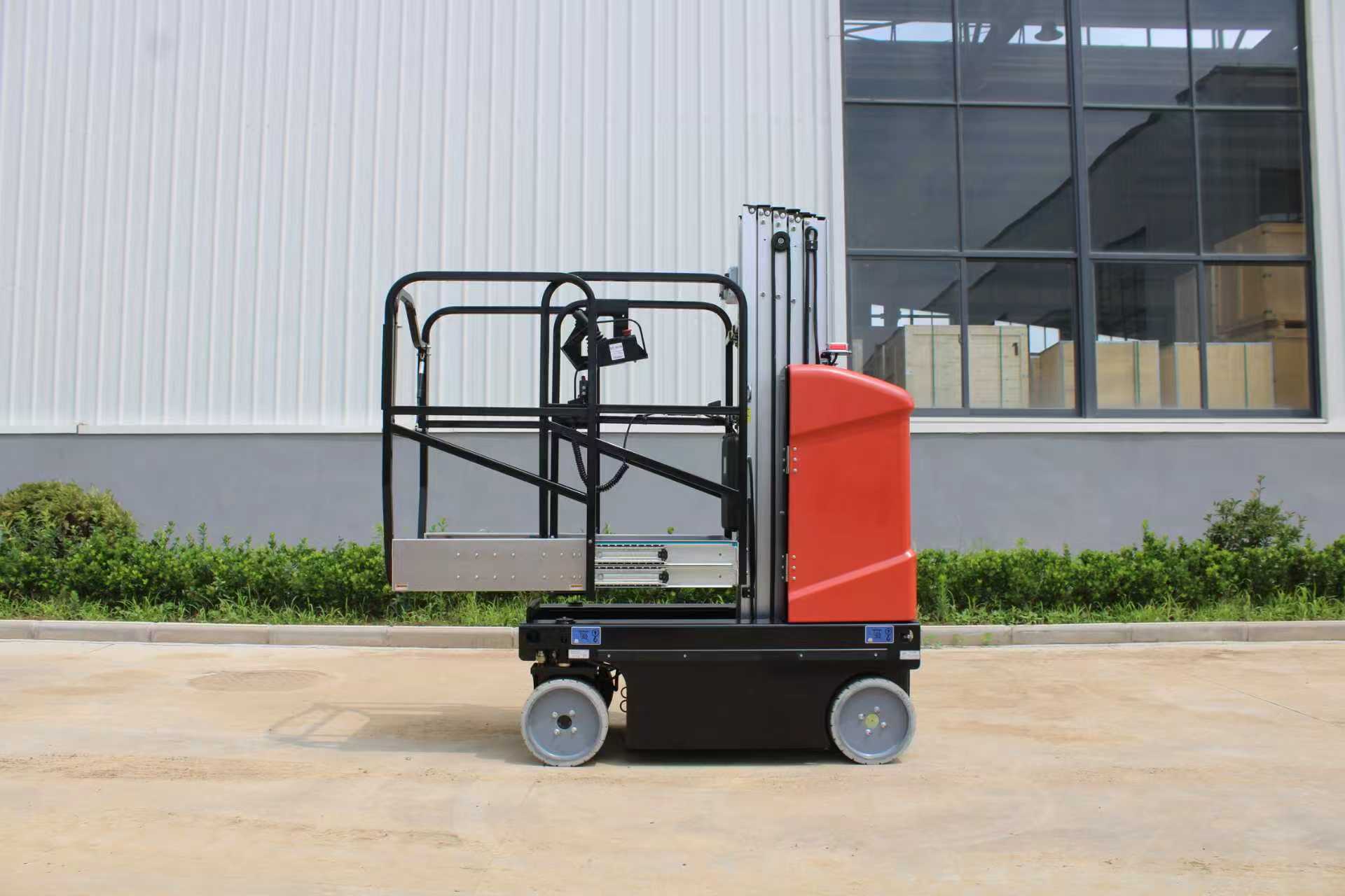 How does the Xutai aluminum alloy self-propelled vertical lift adapt to multi-scenario high-altitude operations?