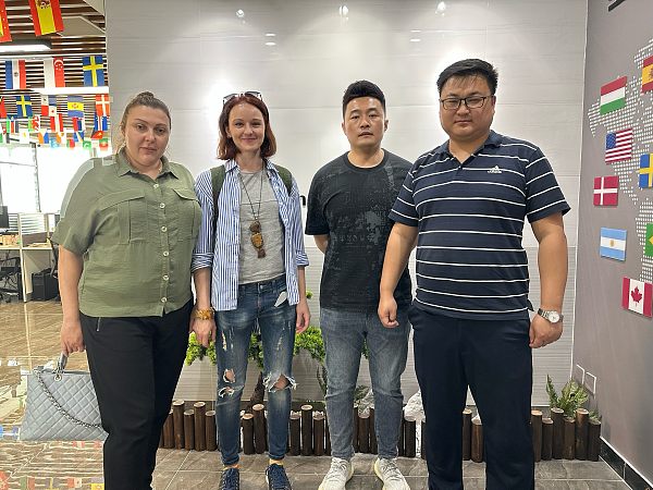 客户来访图 (5).jpg