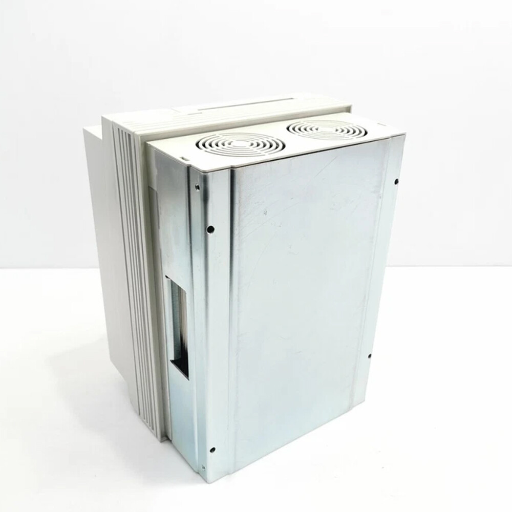 Lenze  E84AVSCE4024SX0    Frequency Converter    IN STOCK