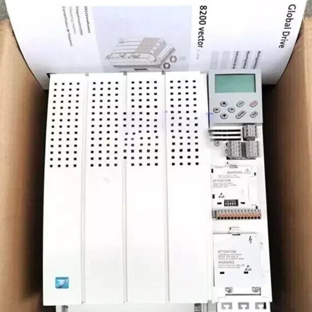 Lenze   E82EV5514C    Frequency Converter    IN STOCK