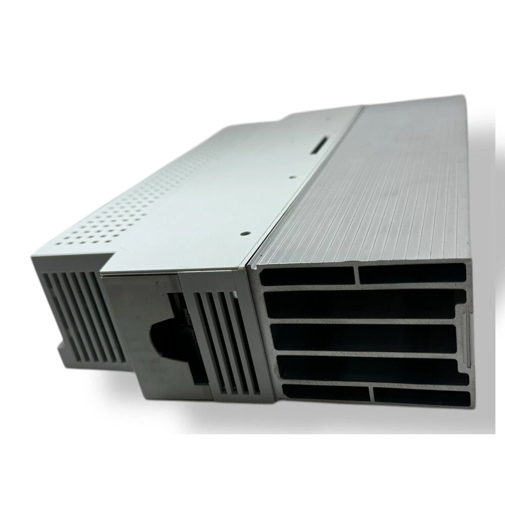 Lenze   E82EV5514C    Frequency Converter    IN STOCK