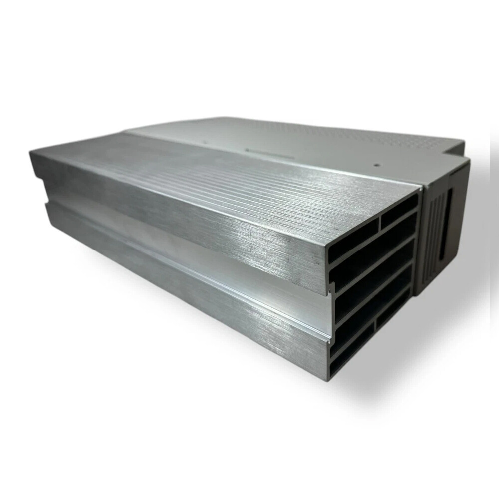 Lenze   EVF8243-E-V020    Frequency Converter    IN STOCK