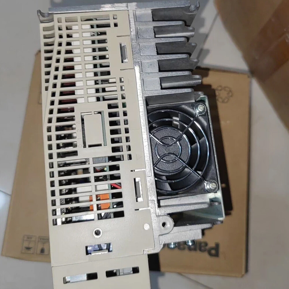 YASKAWA   SGDG-01GTY21     Servo Drive   In Stock