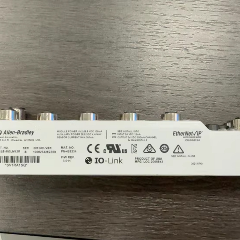 Allen-Bradley  1762-IQ8    Module  IN STOCK