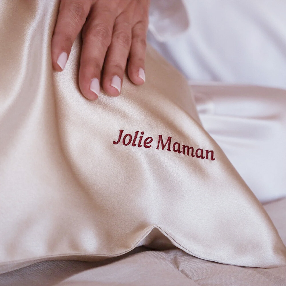 Plain Embroidered Silk Pillowcase