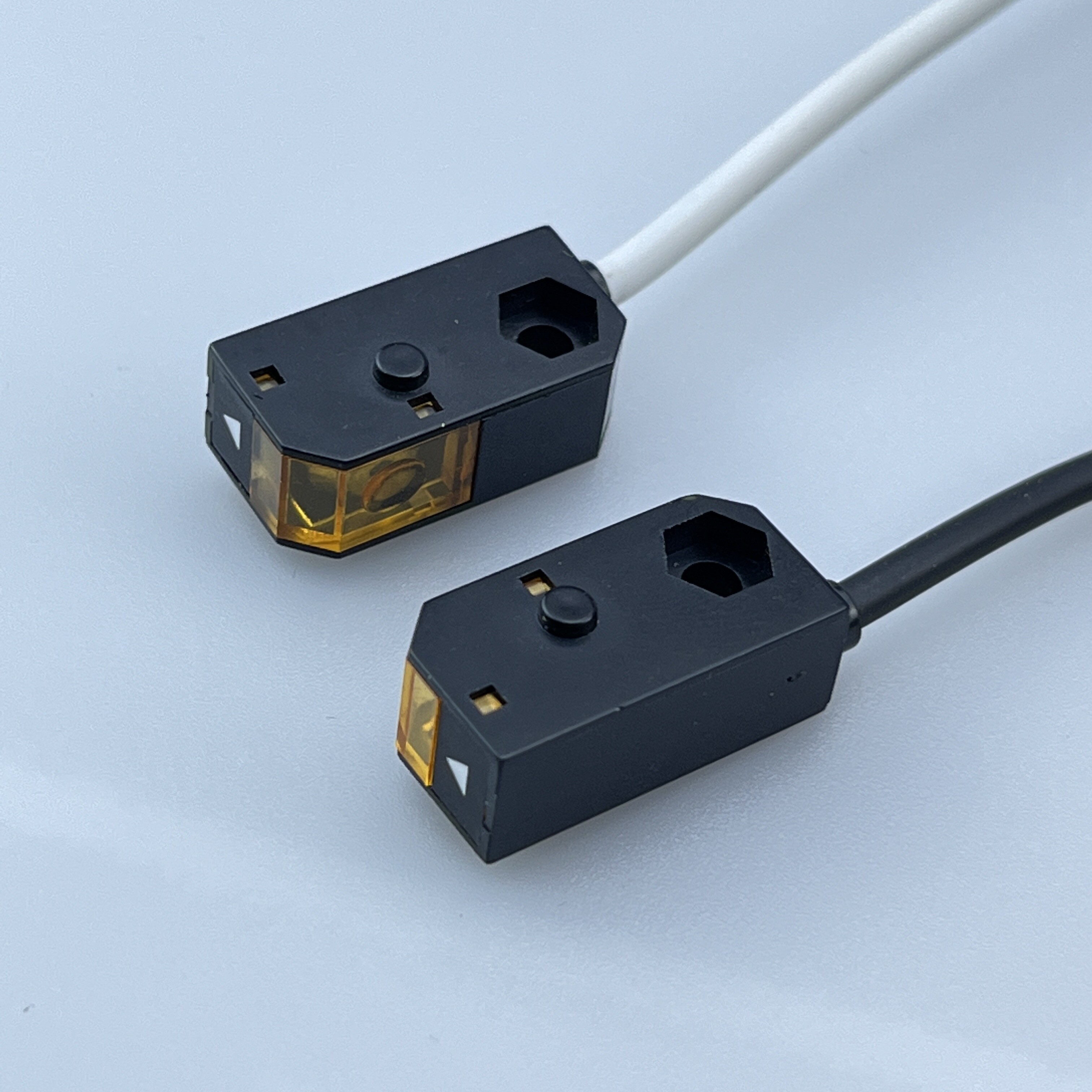 GC6 Pequeno sensor fotoelétrico