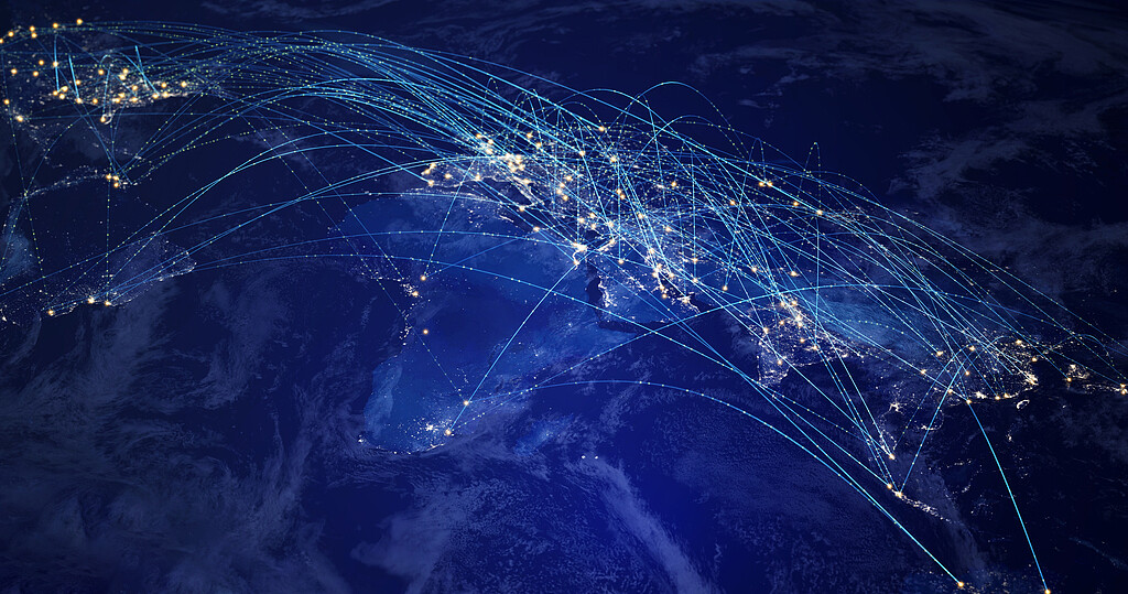 Expanding International Markets and Supporting Global Infrastructure Construction Expanding International Markets and Supporting Global Infrastructure Construction
