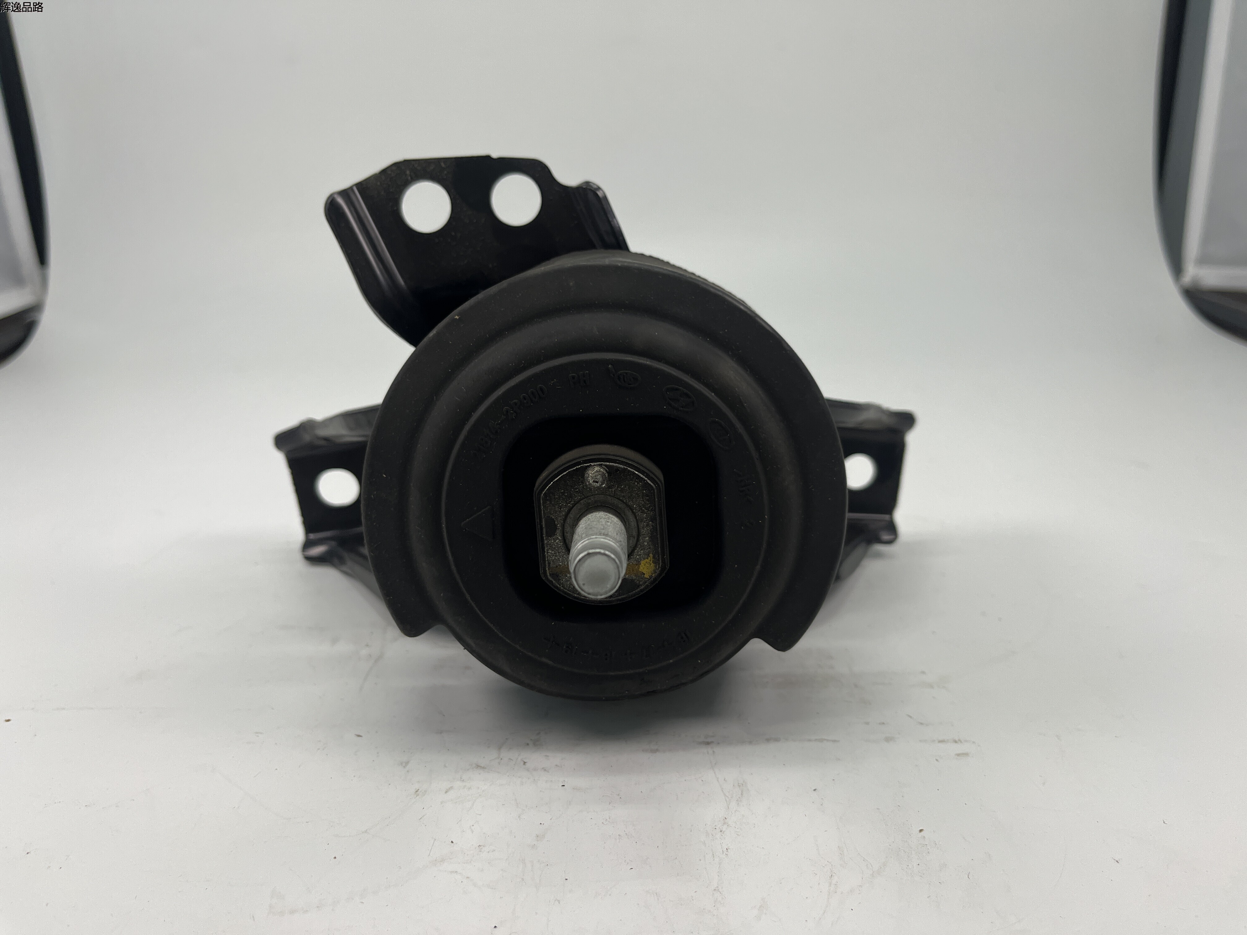 OE:21810-C0400 Engine mounting bracket assembly Hyundai/Kia