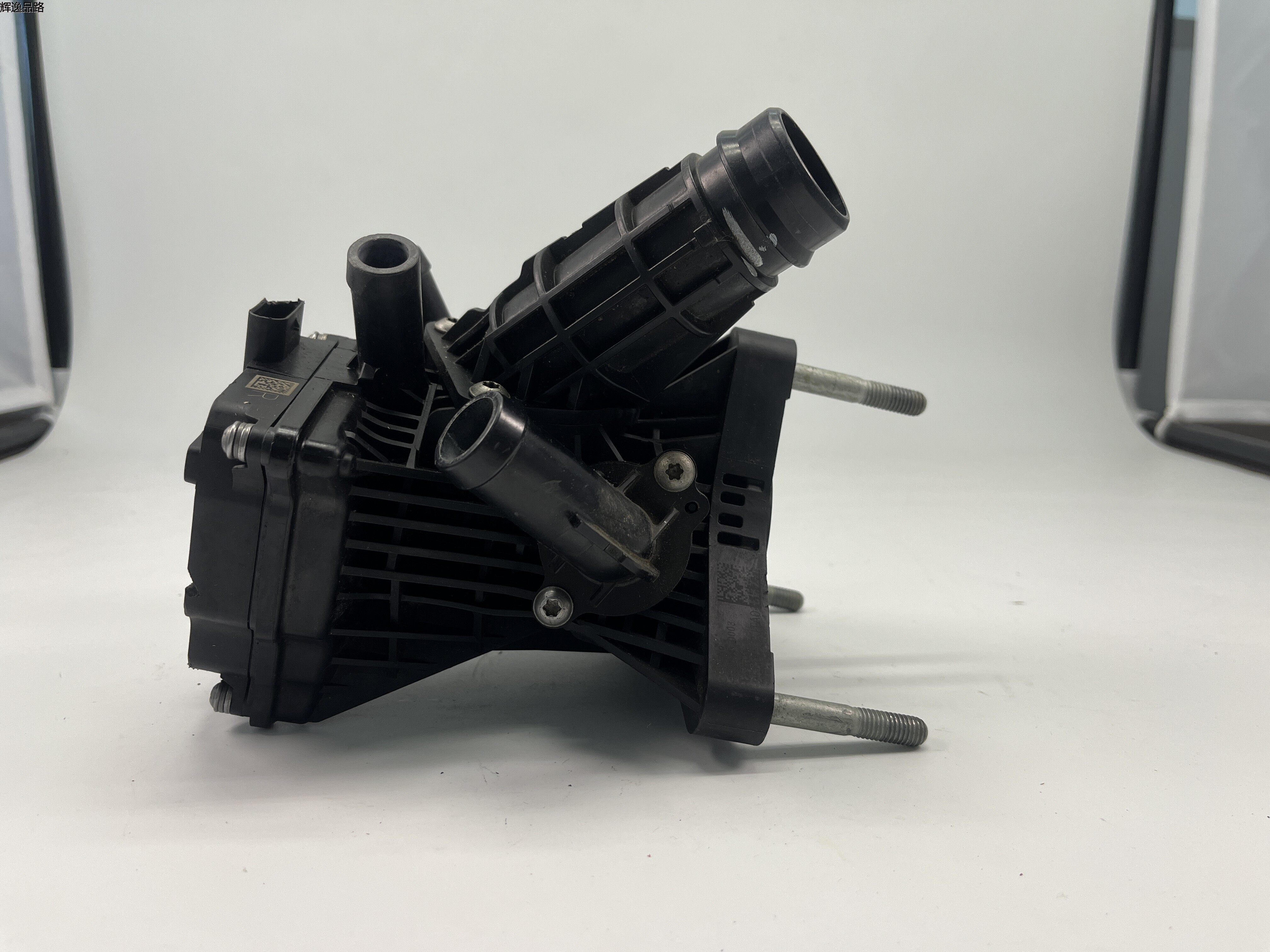 OE:25600-2GTA0 Integrated thermal management module Hyundai/Kia