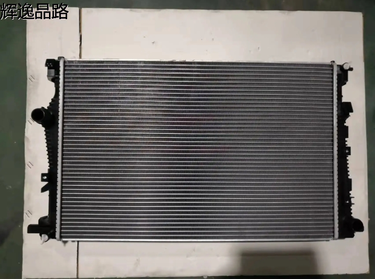 Aluminum Car Radiator Auto Spare Parts Water Cooling System For Dodge Dart 2.0L 2013-2014 OEM 68229284AA 68197299AC DPI 13400