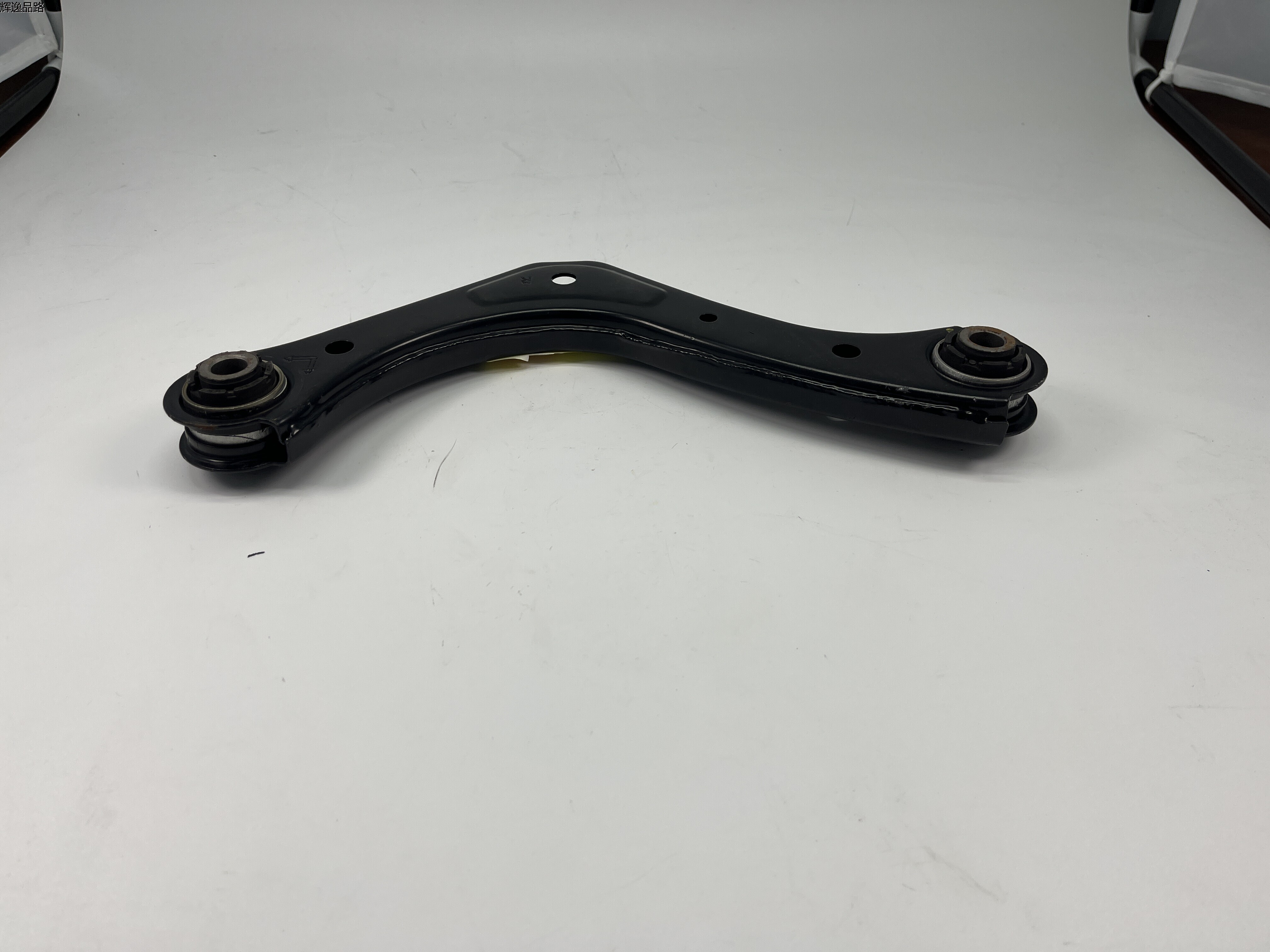 OE:55101-J1000 Rear upper arm assembly for 18 modern Fista models