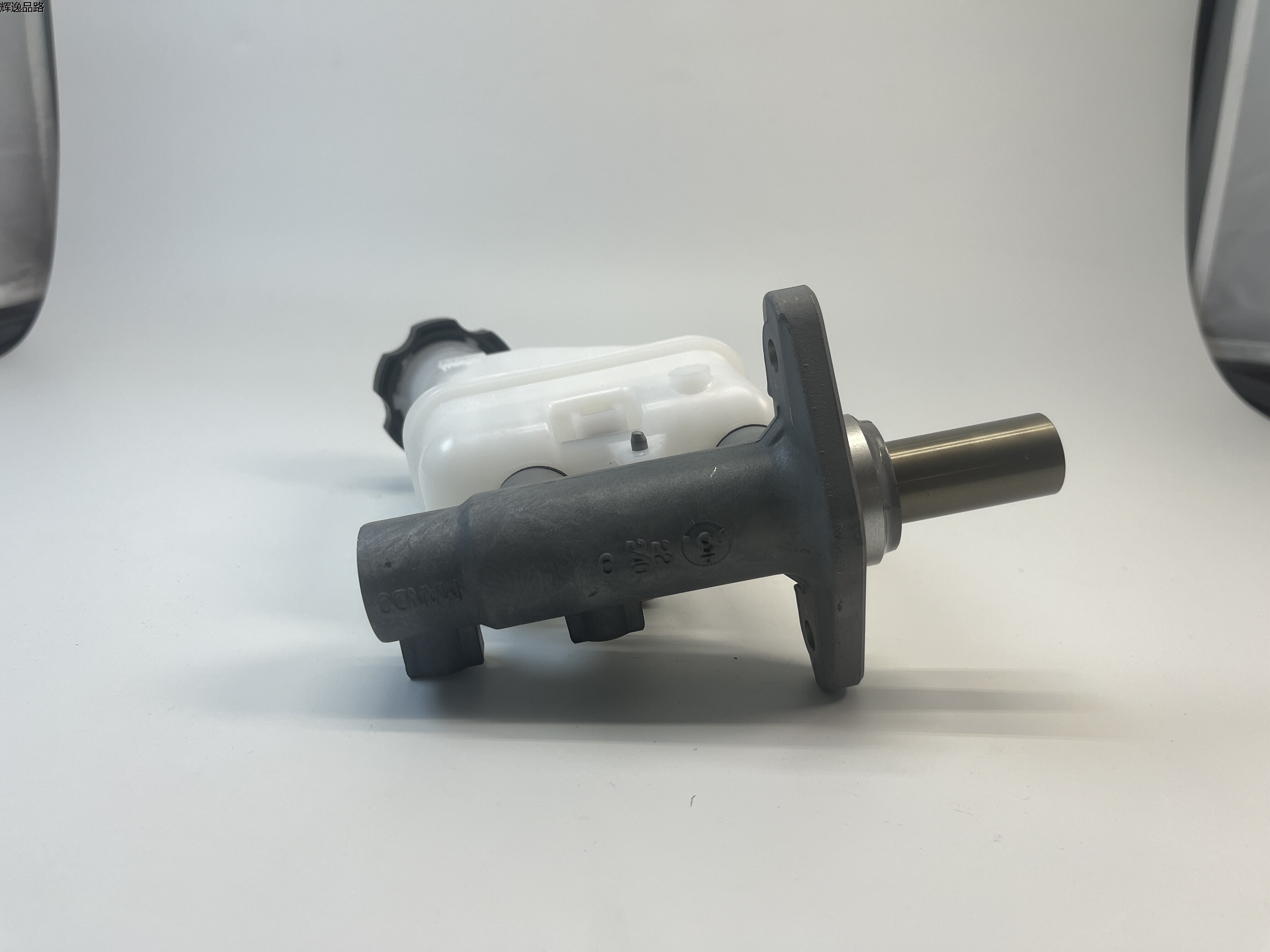 OE:58510-2P800 Brake master cylinder assembly is suitable for KIA sorento