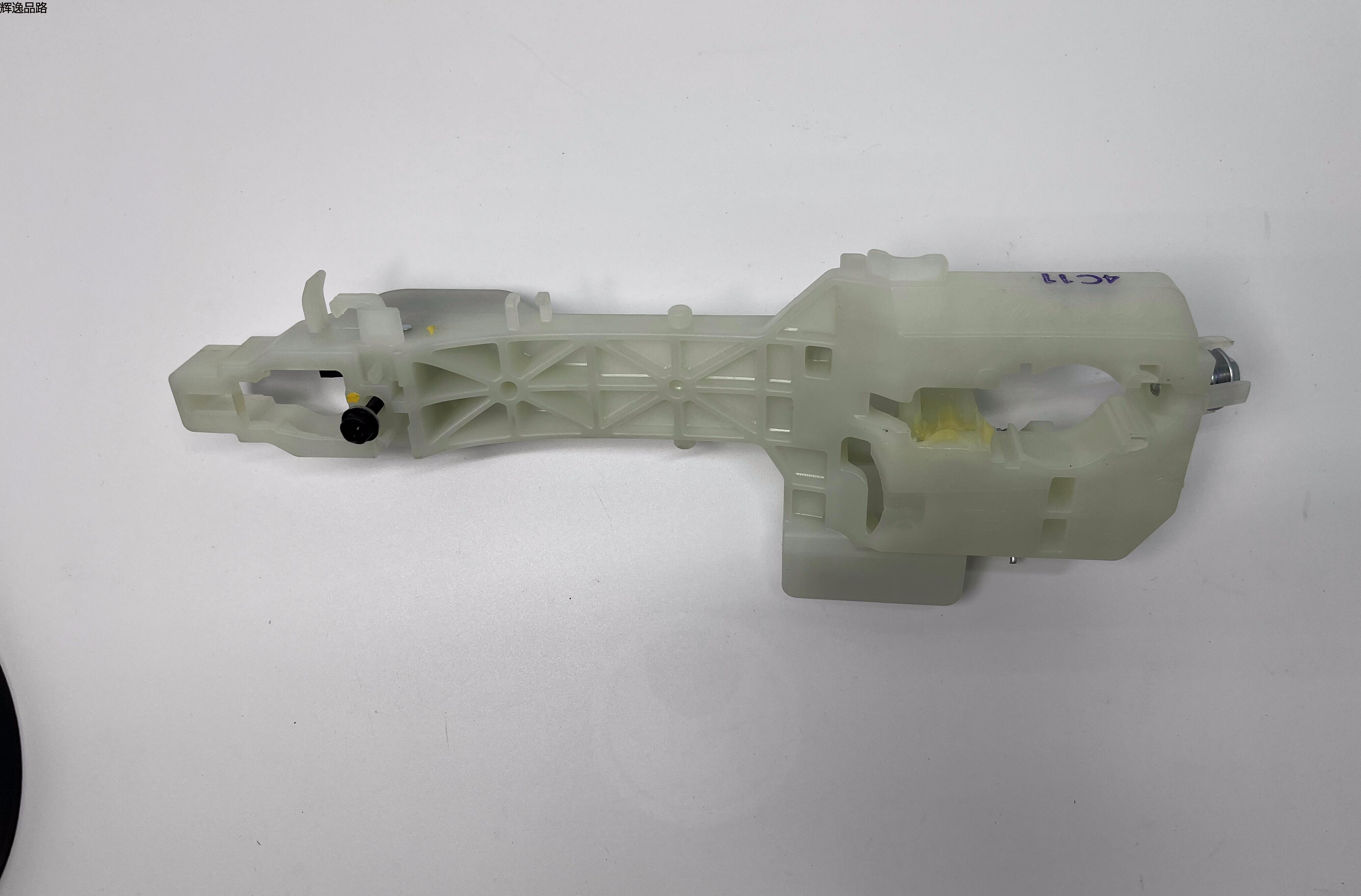 OE:82655-D3700 Left front door outer handle base assembly Suitable for modern 16/Tucson