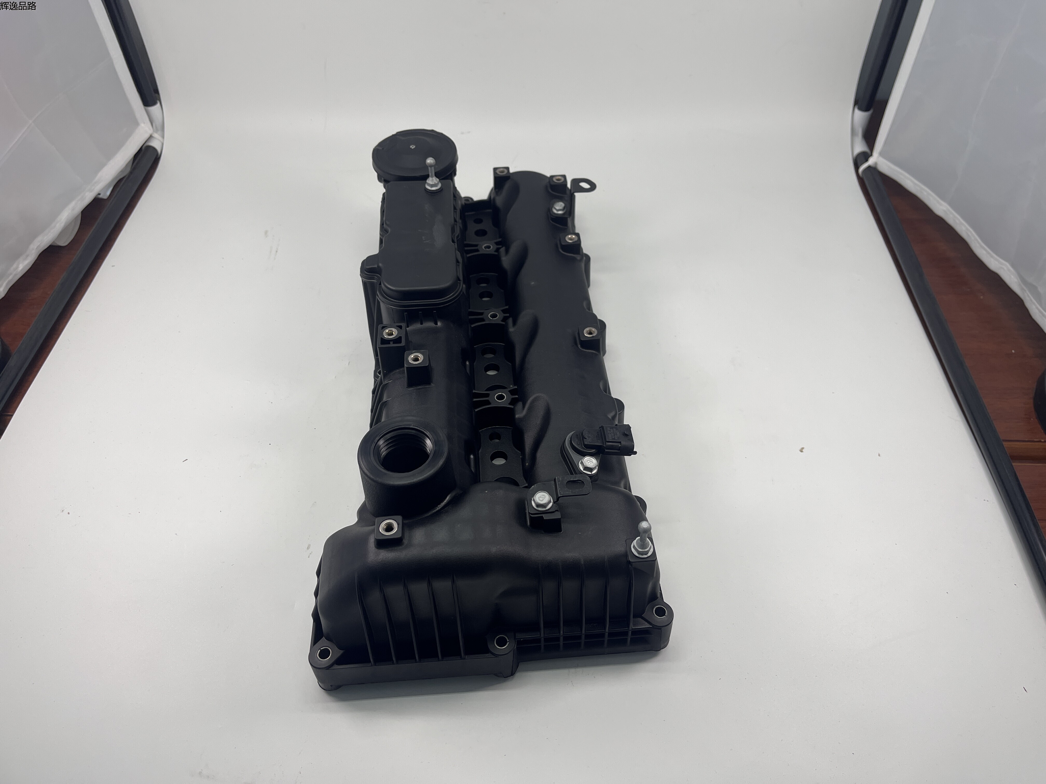 OE:22410-2F000 Rocker cover assembly Suitable for D4HB engine