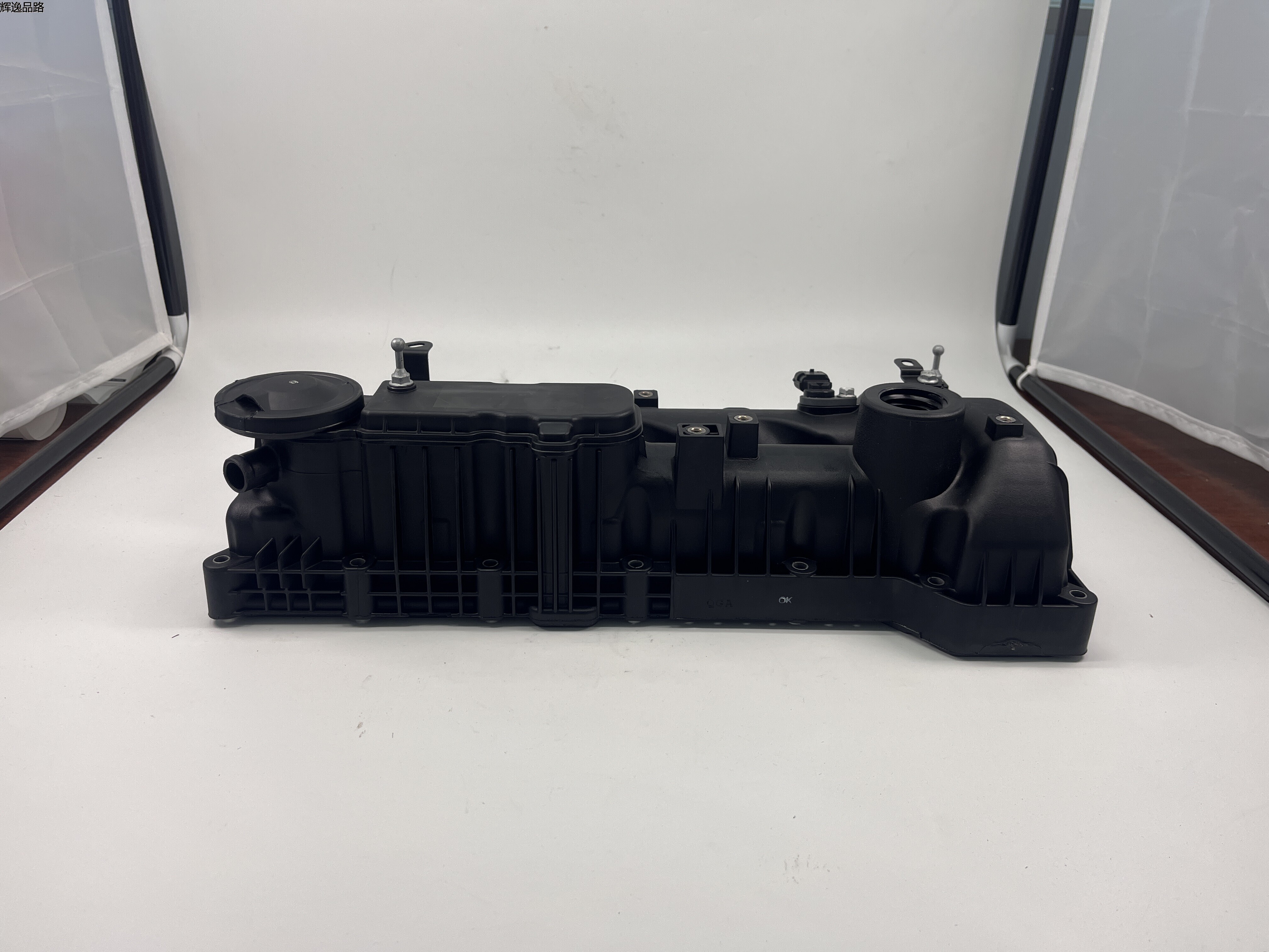 OE:22410-2F000 Rocker cover assembly Suitable for D4HB engine